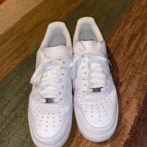 Nike Air Force 1’ - size 9